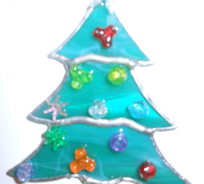 Avalon's Stained Glass Blog: "Decorated Stained Glass Christmas Tree©"