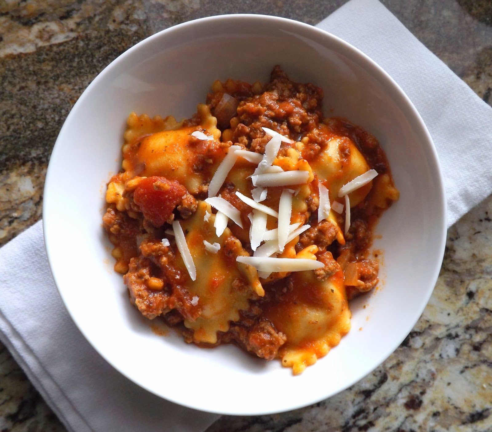 The BakeOff Flunkie OnePot Ravioli in Meat Sauce