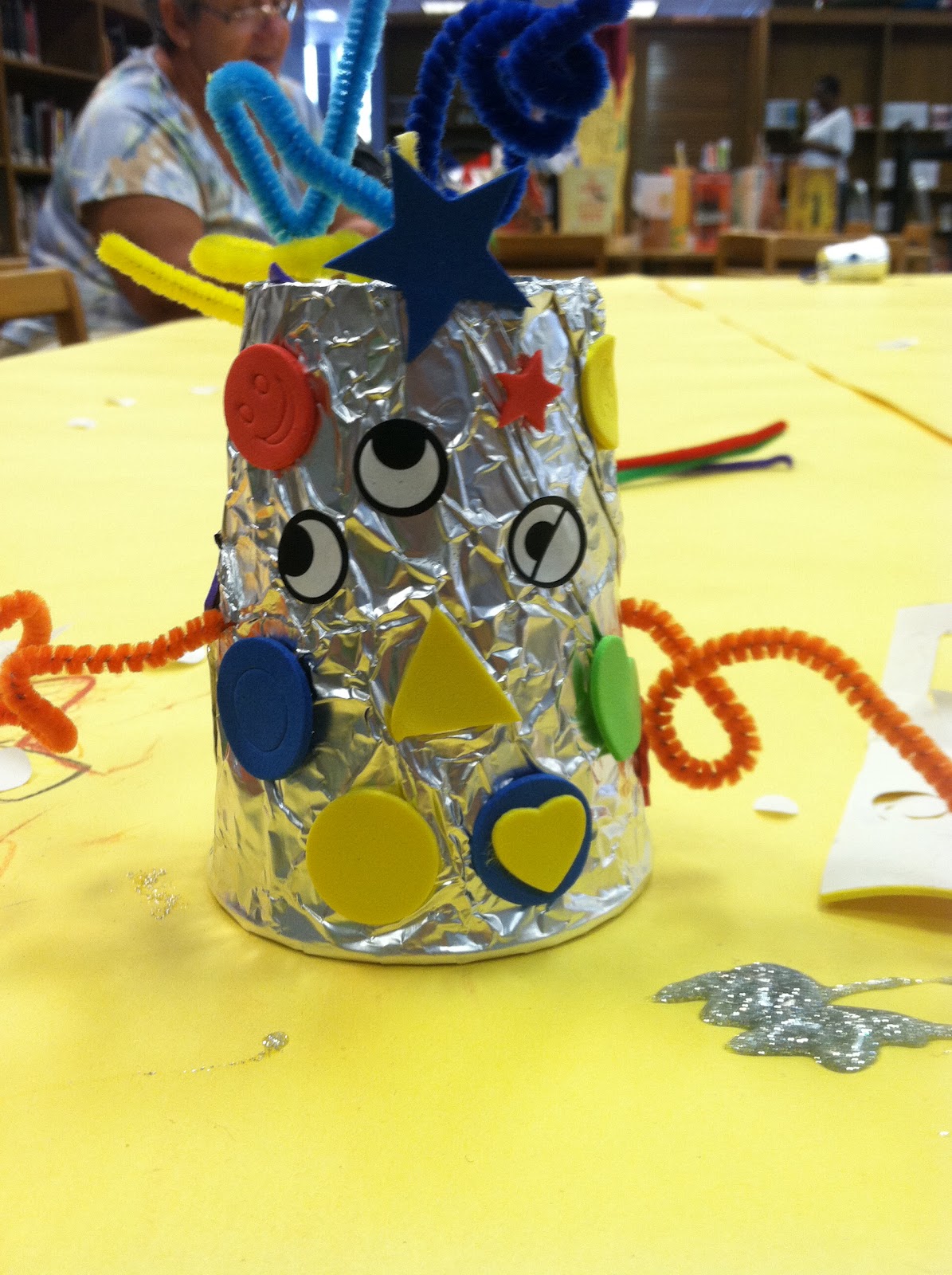 In the Children's Room Theme Thursday Robots!