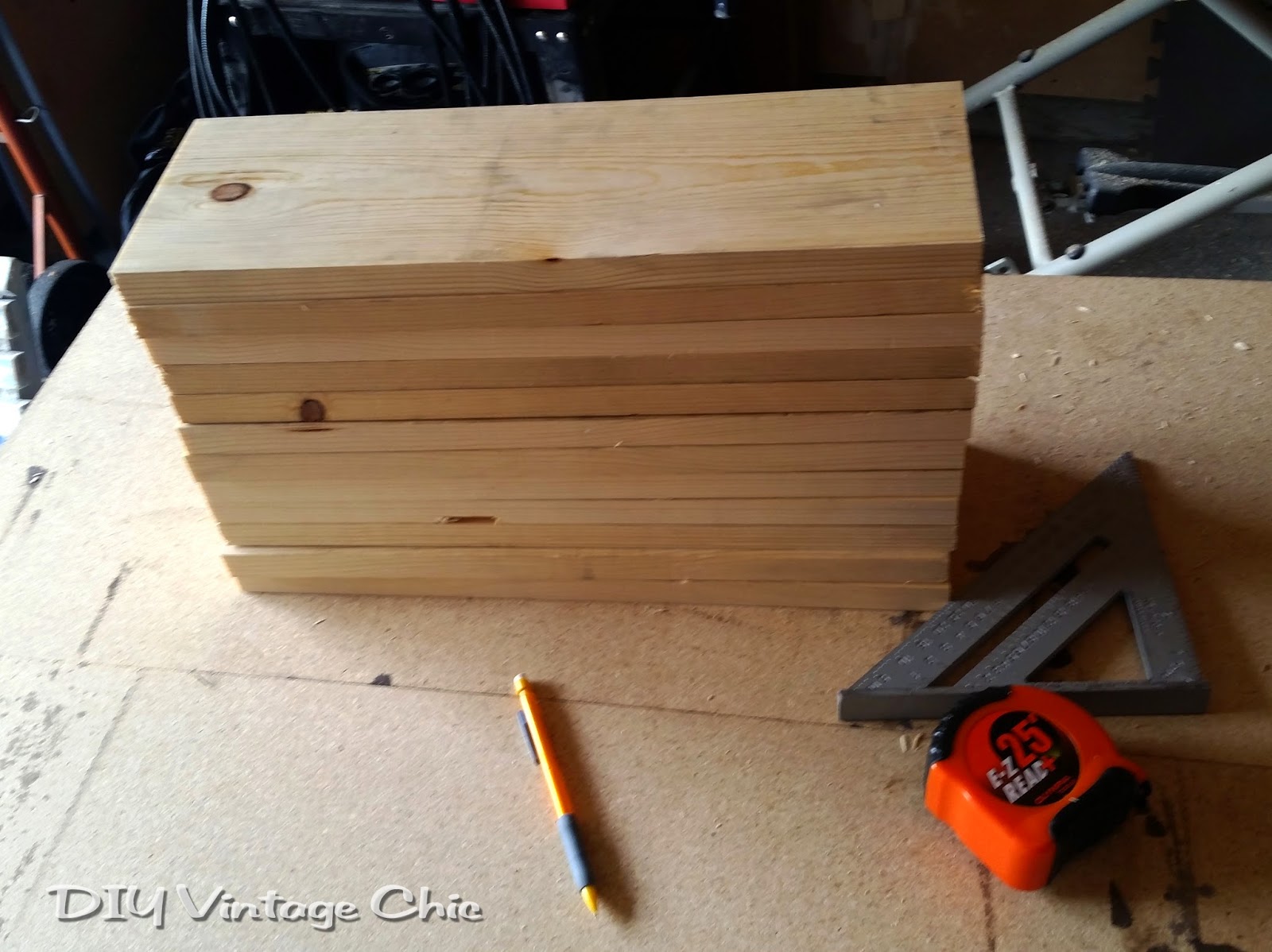 DIY Vintage Chic DIY Custom Monogram Wooden Placemats