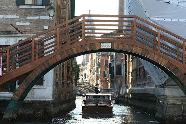 Венеция - улицы - каналы Venice - streets - canals