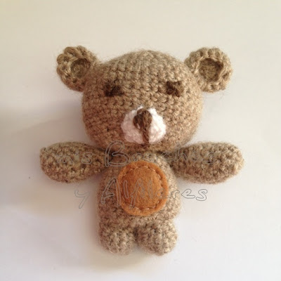 Broche amigurumi