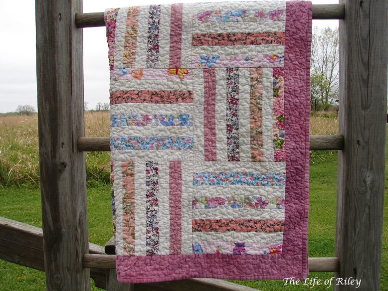 The Life of Riley: Split Rail Fence Baby Quilt