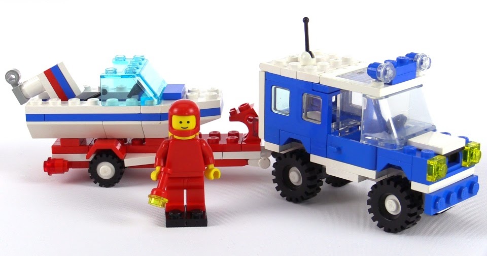 LEGO Classic Town RV with Speedboat from 1986! set 6698