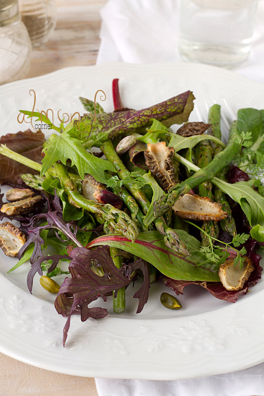 Almond Corner Asparagus salad with pistachio dressing and morels