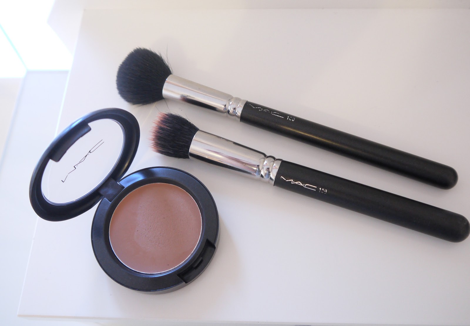 Beauty Le Chic Contouring Made Easy With Mac Pro Sculpting Cream