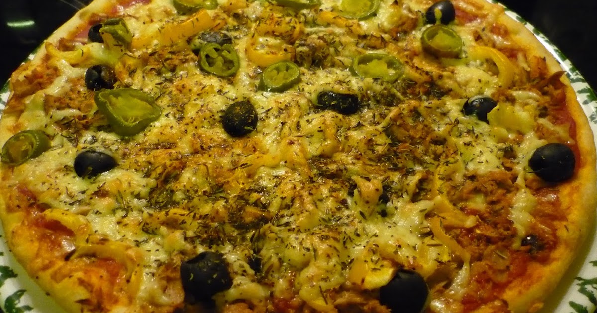 Emel Mutfakta Jalapeno Turşulu, Ton Balıklı Pizza.
