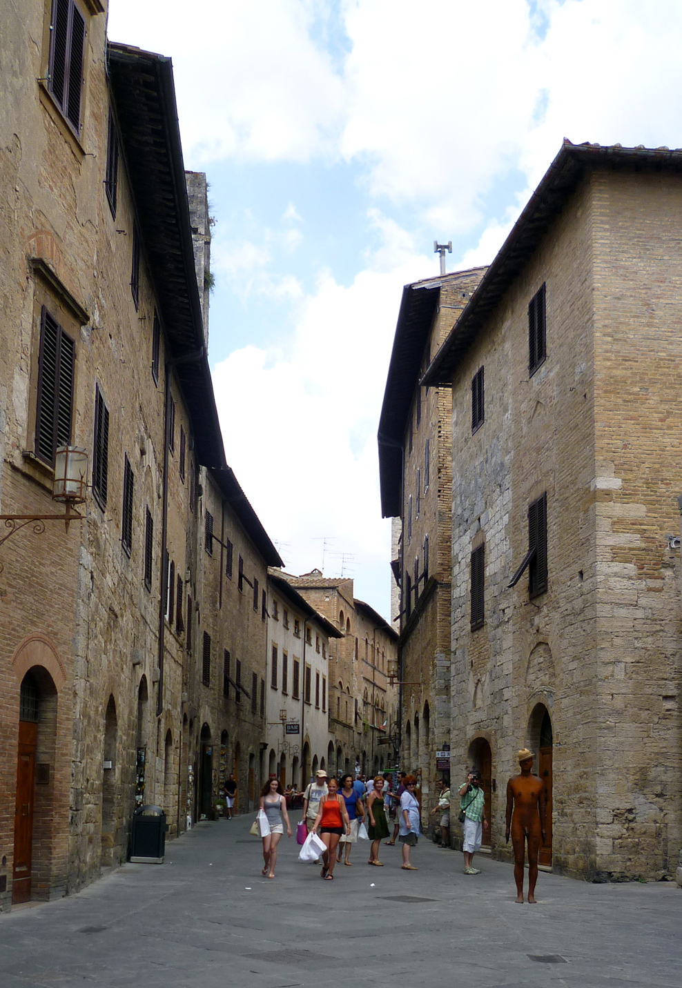 Şampiyon DondurmaYılanŞarapPizza Benchten Bence&hellip;