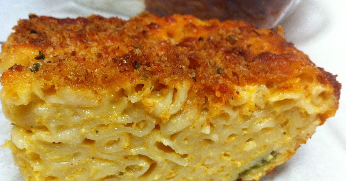 Pikklers Patter Bajan Macaroni pie