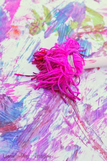 Making yarn prints - Make giant homemade paint brushes in just minutes!