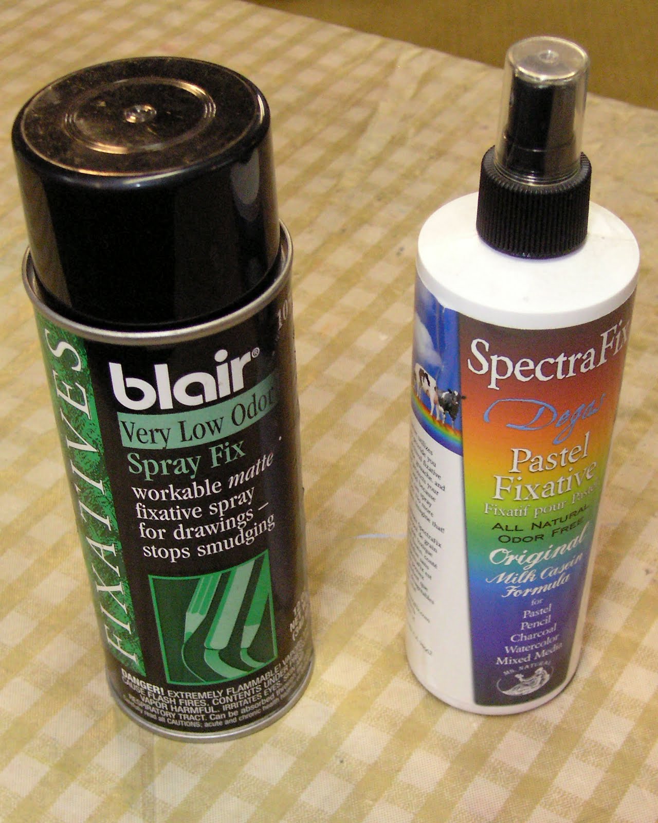 Fixative spray for Drawings 