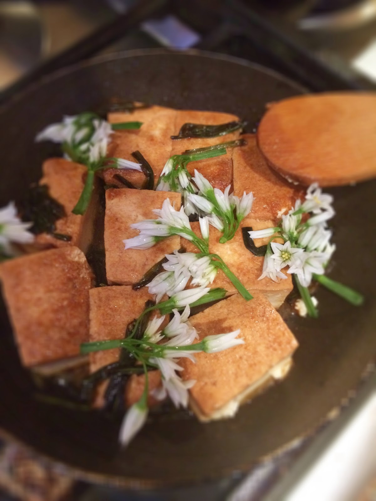Vegan Recipes Tofu with onion weeds