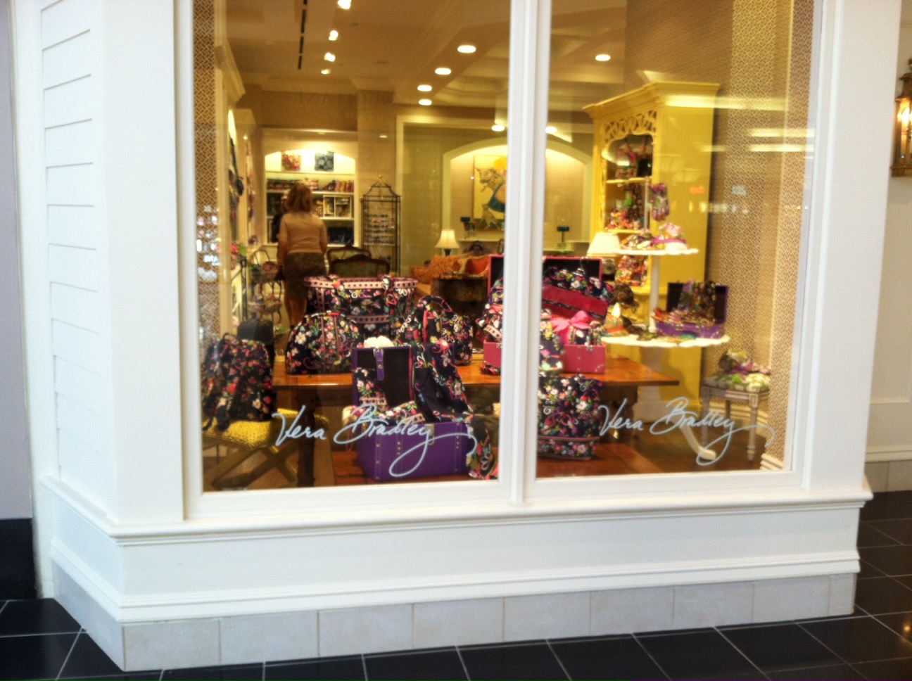 OhMyVera! A blog about all things Vera Bradley Vera Bradley Pittsburgh