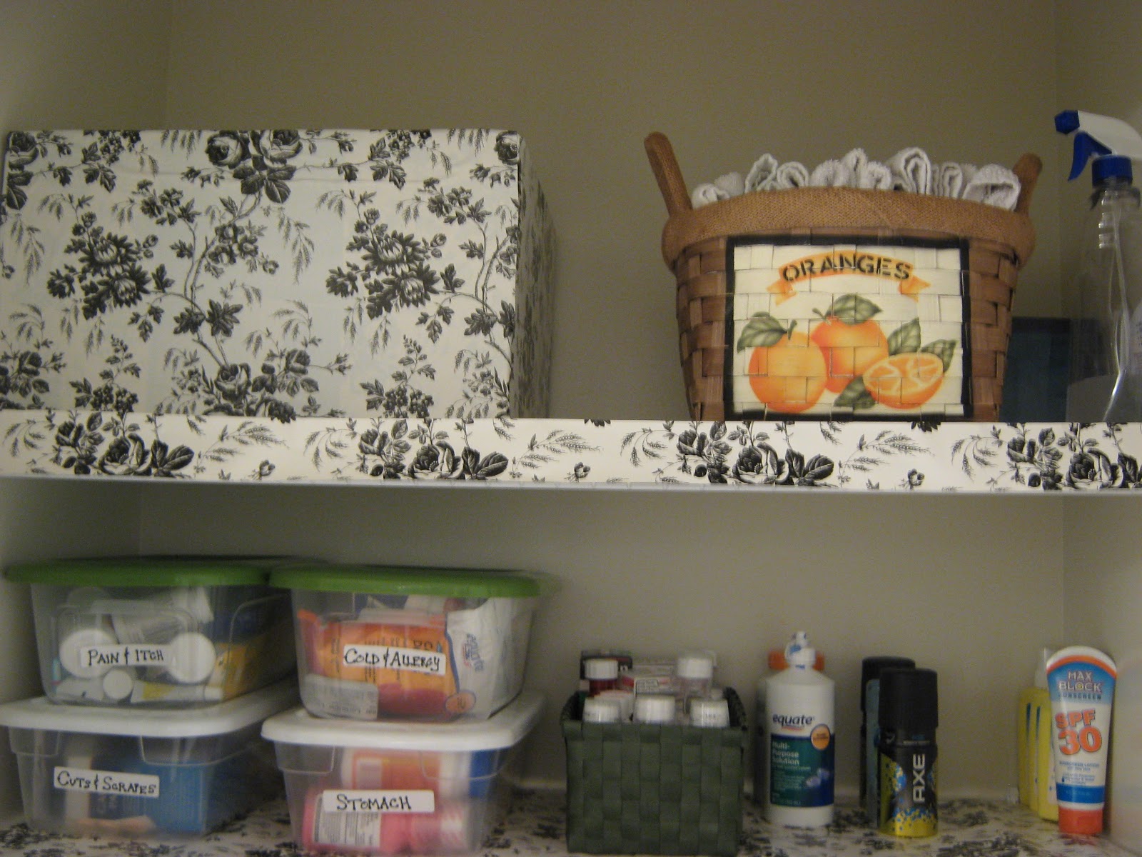 FakeIt Frugal DIY Wire Shelf Liner