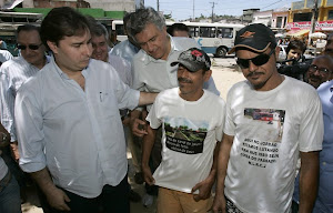 DILSON COM RONALDO CAIADO, CESAR MAIA FILHO, ROBERTO MAGALHÃES NA PRAÇA DO JORDÃO