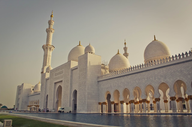 Абу-Даби, Мечеть шейха Заеда