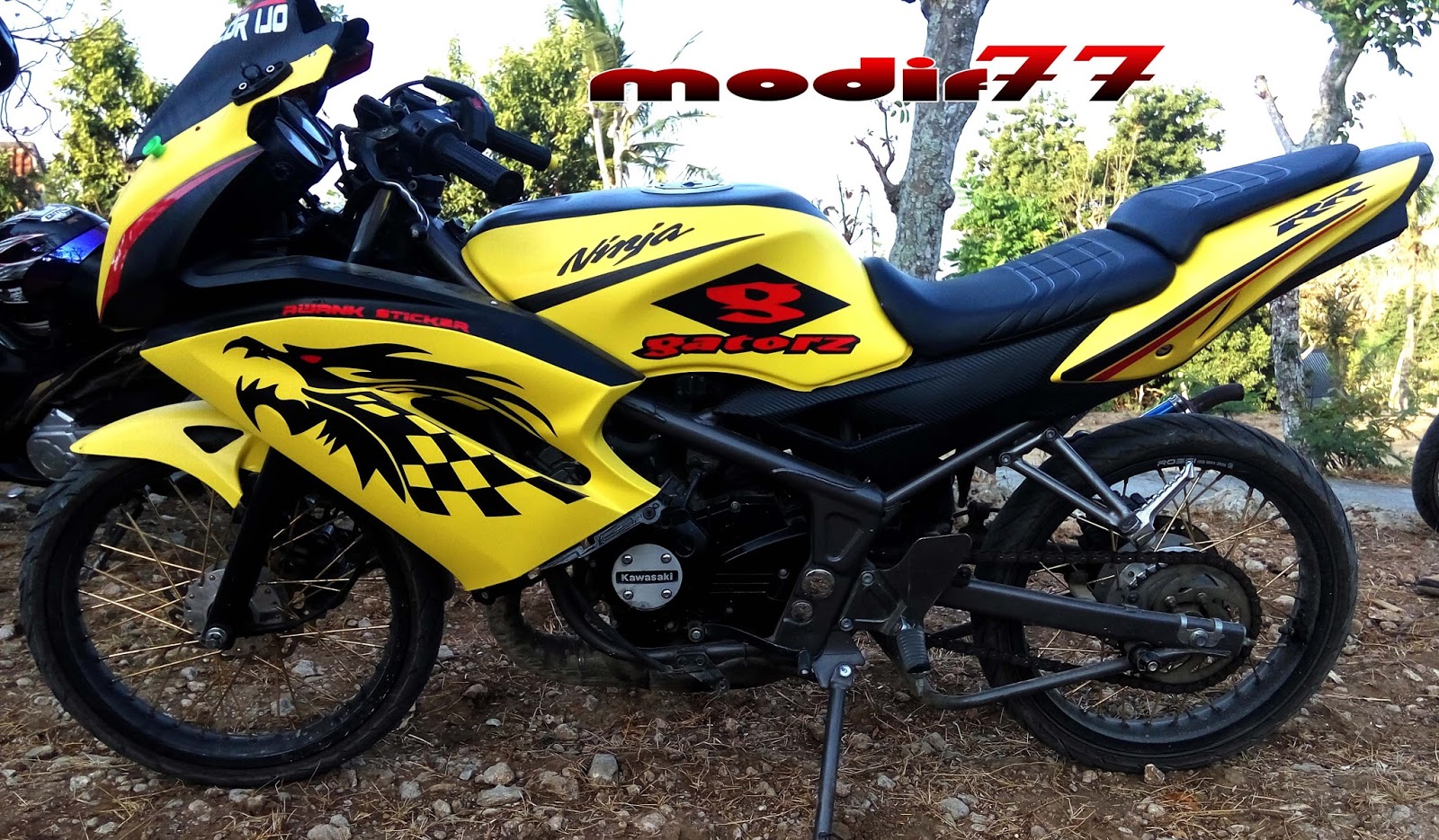 Download Koleksi Modifikasi Motor Ninja Rr Warna Kuning Terbaru