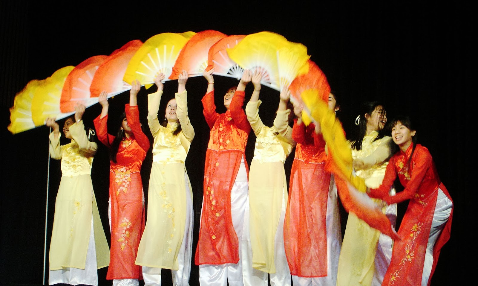The Beauty Of China Chinese Fan Dance