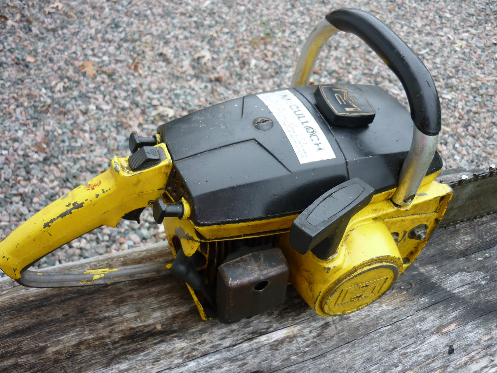 VINTAGE CHAINSAW COLLECTION MCCULLOCH GROUP OF SAWS.