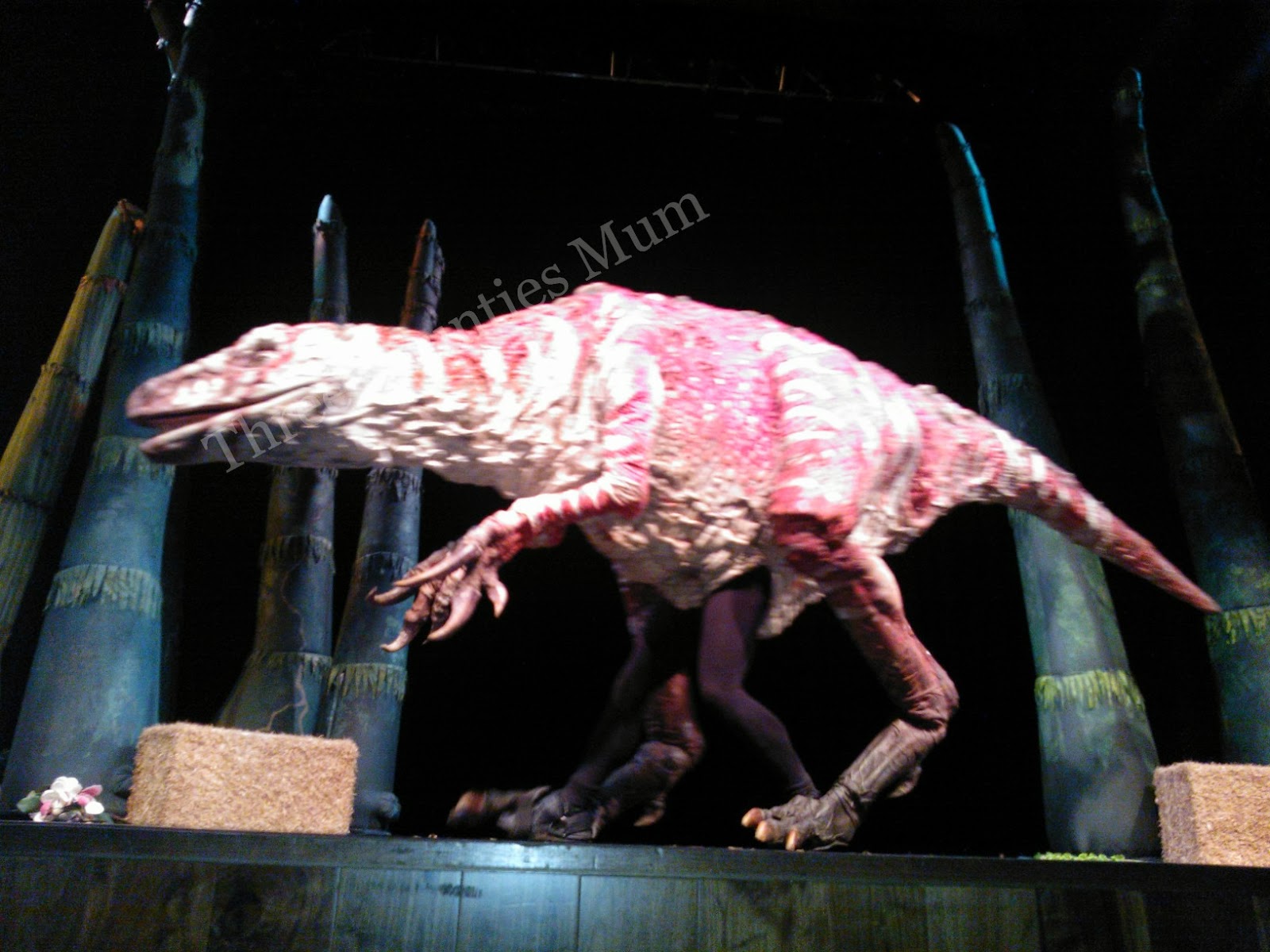 erth s dinosaur zoo