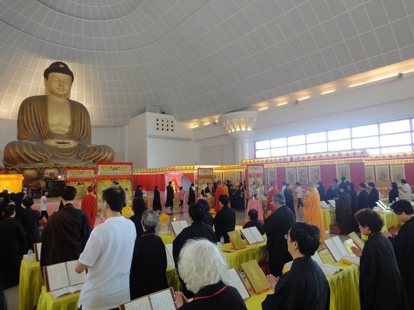 SHUILUFAHUI 法界圣凡水陆普度大斋胜-The Great Assembly to Liberate All Beings of Water  and Land: 2012