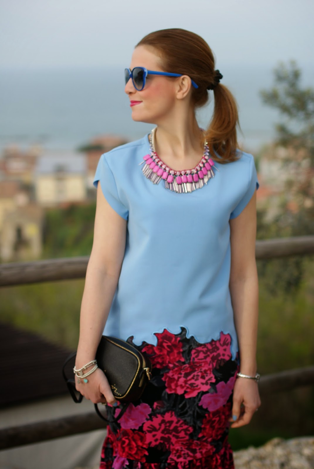 Zara azure blouse, Sodini bijoux pink necklace, zara bonsoir bag, Fashion and Cookies, fashion blogger
