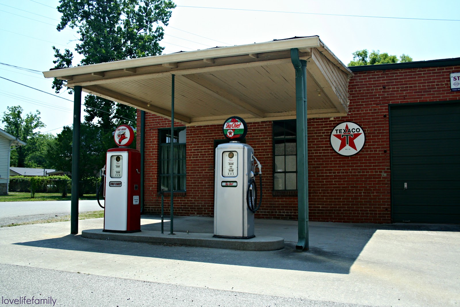 1000+ images about gas station on Pinterest Volkswagen, Texaco and The future