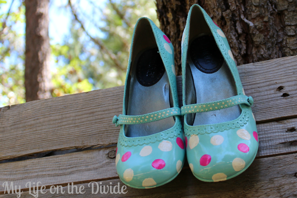 My Life on the Divide: Polka Dot Shoe Refashion