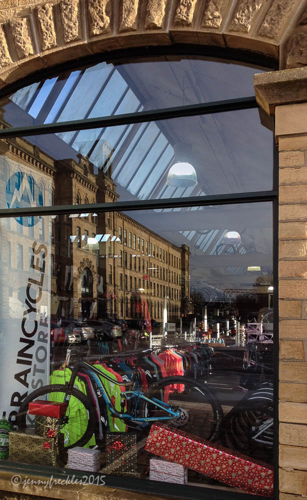 Saltaire Daily Photo Mill / shop