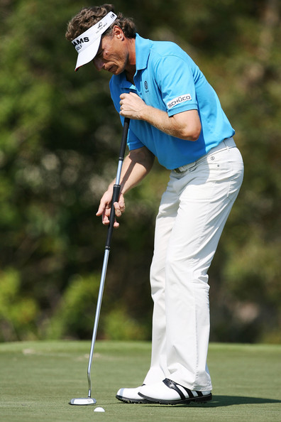 Left Footed Thunderbolt Y Is For The Yips