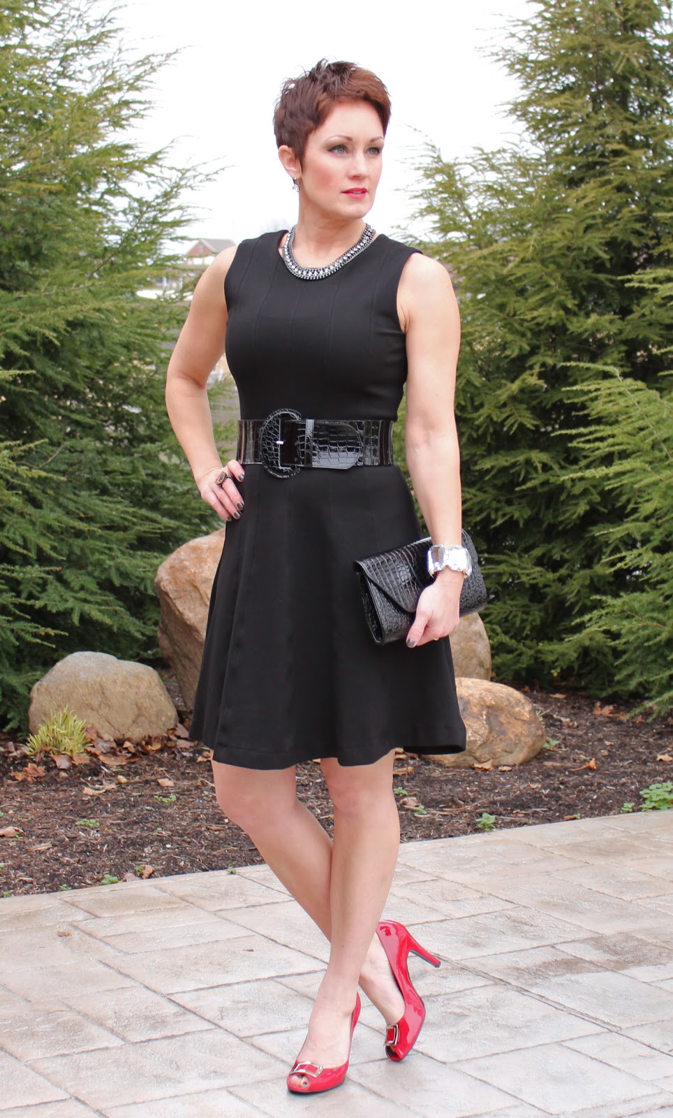 R i g S t y l e 6 ways to wear your little black dress