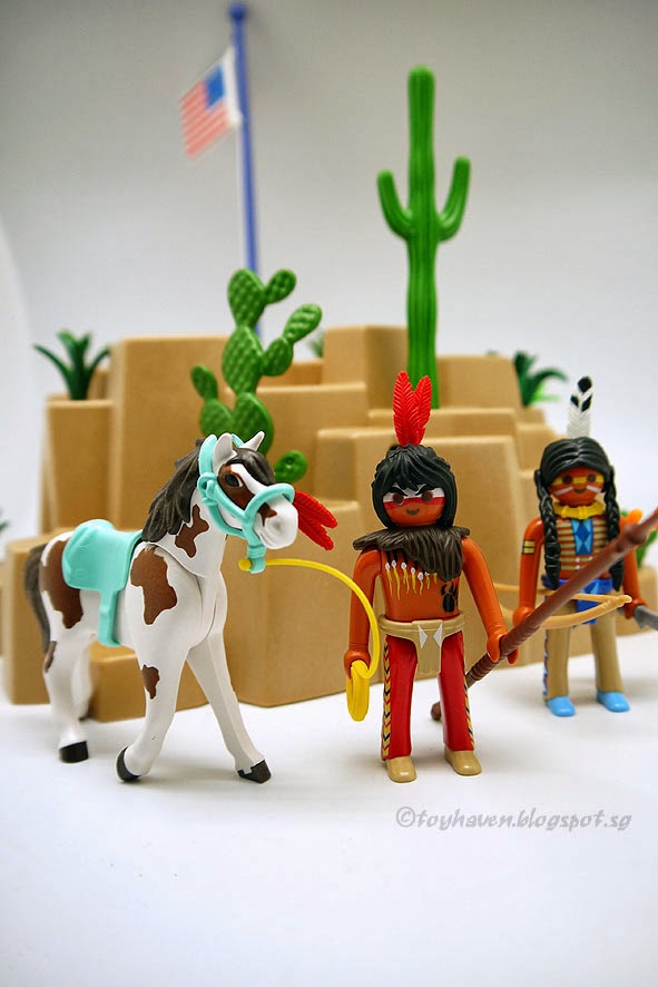 Playmobil Series 9 Native American Figure With Headpiece Shield And Weapon