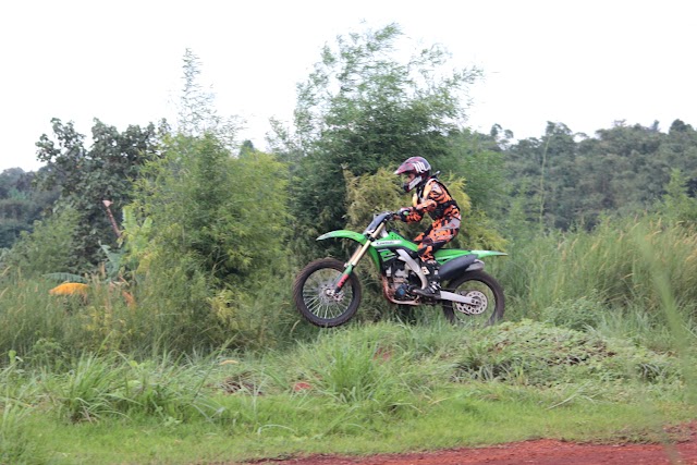 Motocross jump