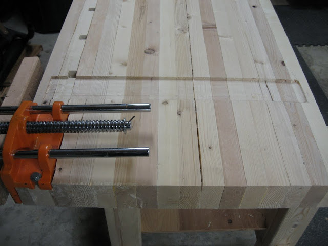 build a bench grinder stand