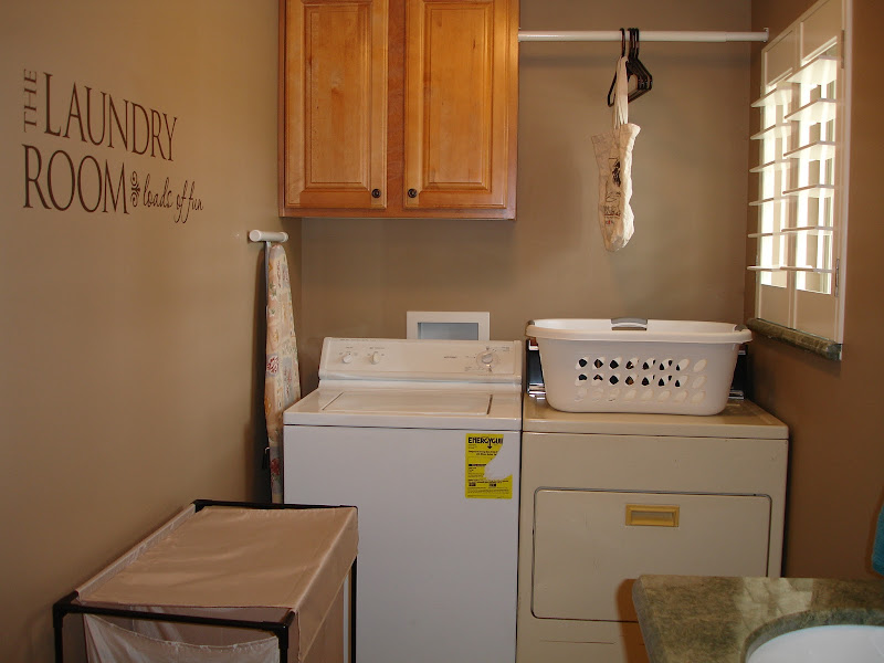 Small Bathroom Hand Dryers Bathroom Design Ideas