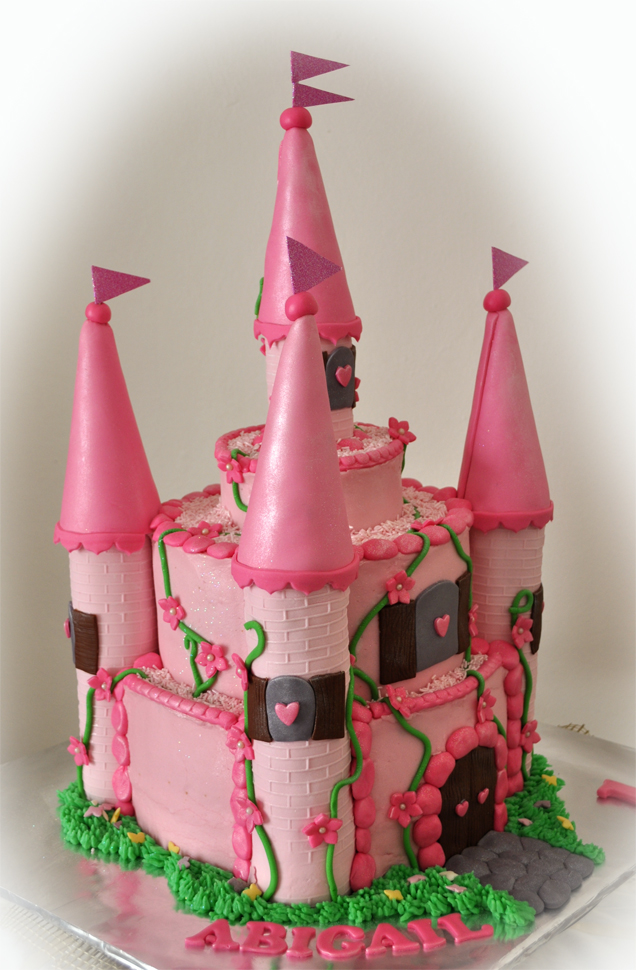 Delana's Cakes Castle Cake Delana's Cakes Castle Cake