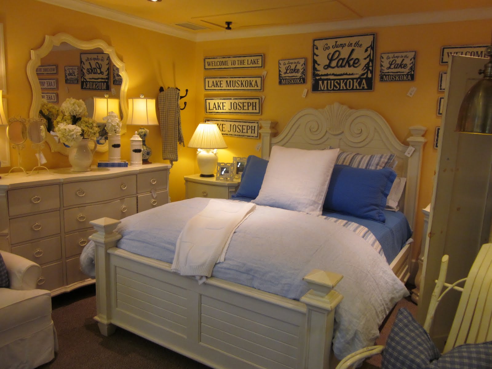 DESIGN SAVVY INTERIORS Muskoka Living Interiors