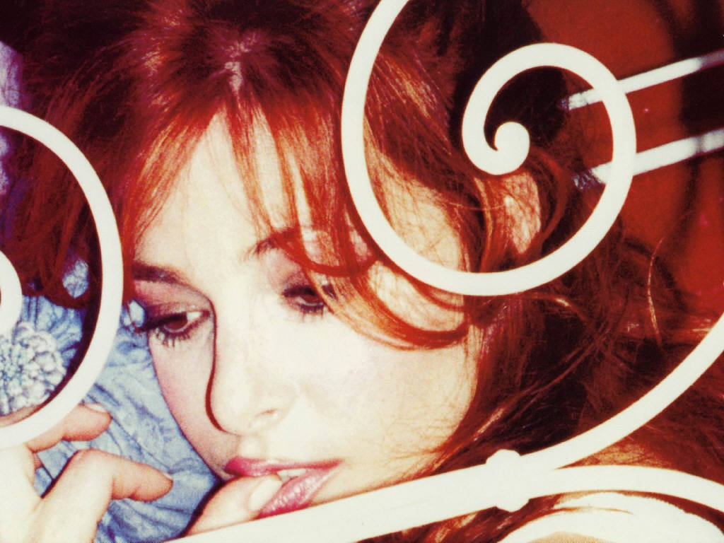 Rosanne Dorsey: mylene farmer hd