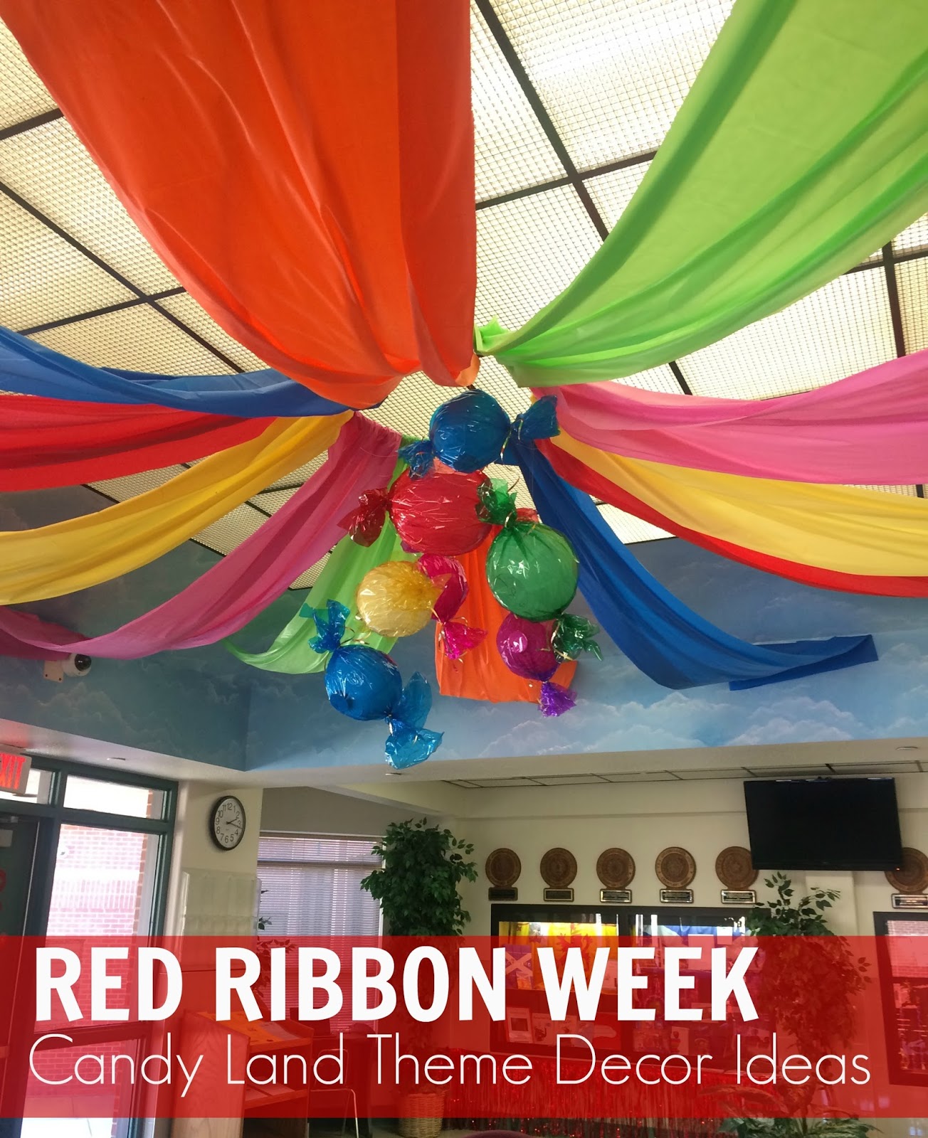 Crafty Texas Girls: Red Ribbon Week: School Decorations