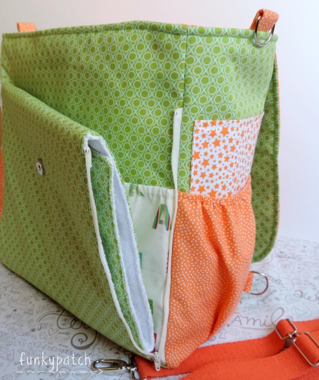 Bolso-mochila en tela para bebé,personalizado y hecho a mano