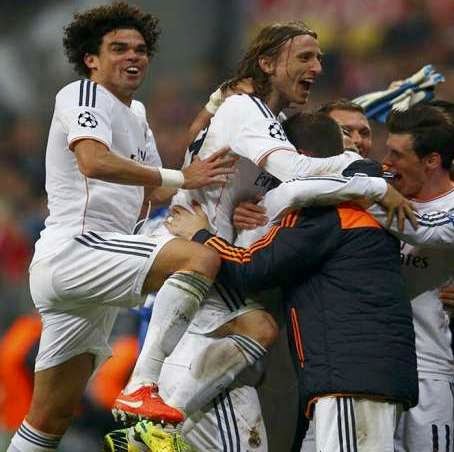 Real Madrid Kalahkan Bayern Munchen 4-0