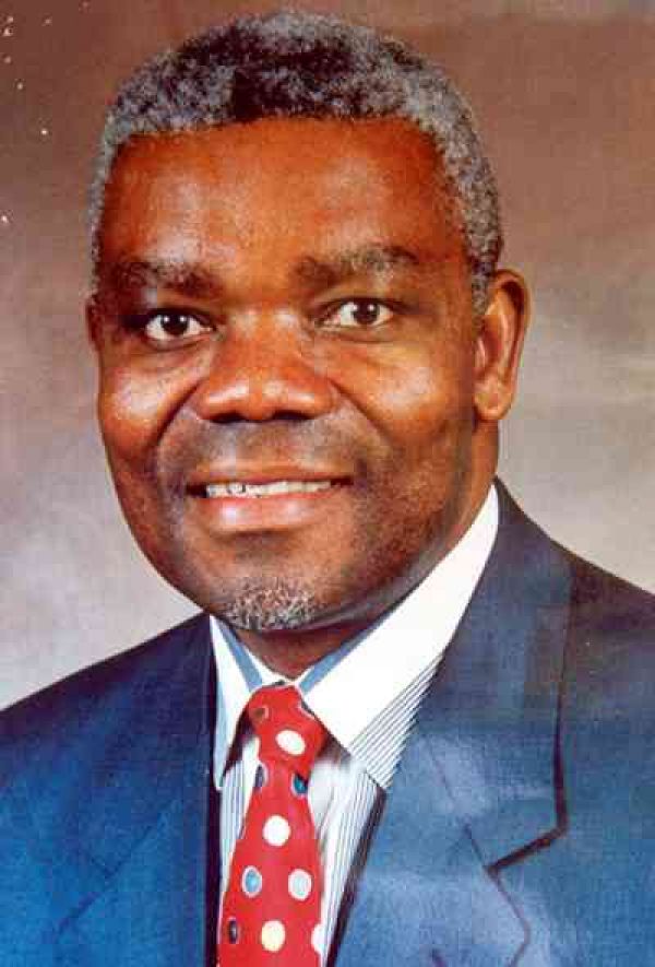 Think Akwa Ibom! Don Etiebet Heads UNIJOS Governing Council