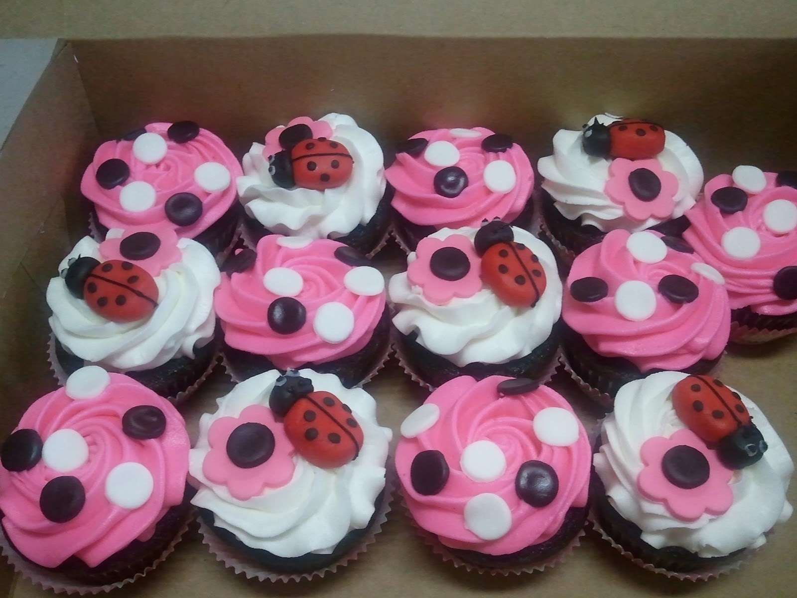 The Sweet Life Cakes By Kim January 2012