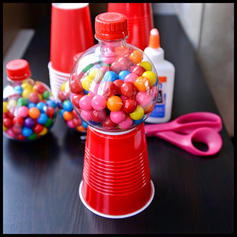 Dollar Store Crafter Bubble Gum Machine Party Favors