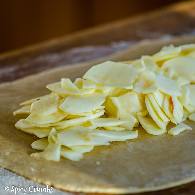 Štrúdl z jogurtového těsta