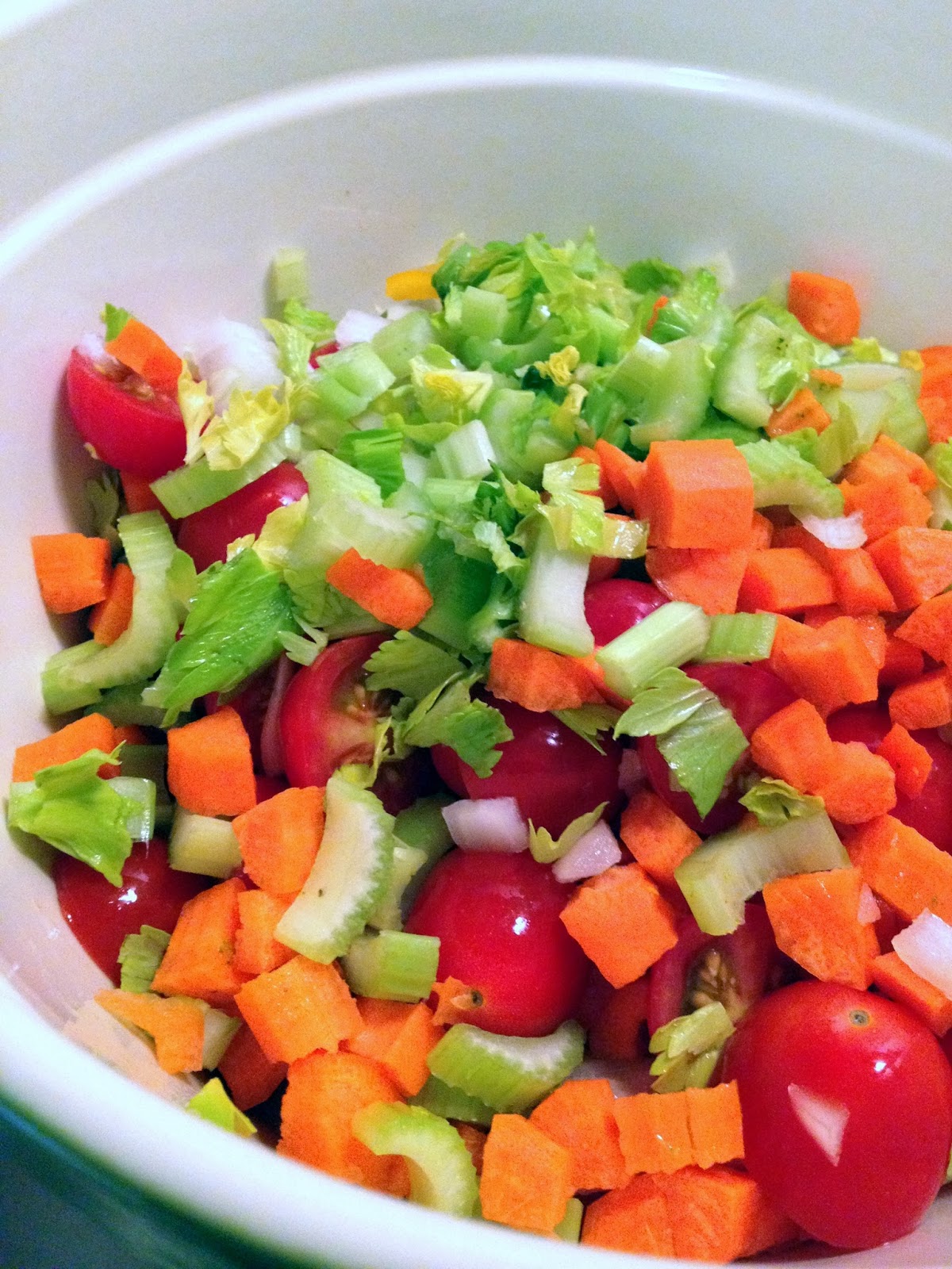 Keep the Peas HERBED HONEY LIME SALAD DRESSING, GRILLED CORN CHOPPED SALAD