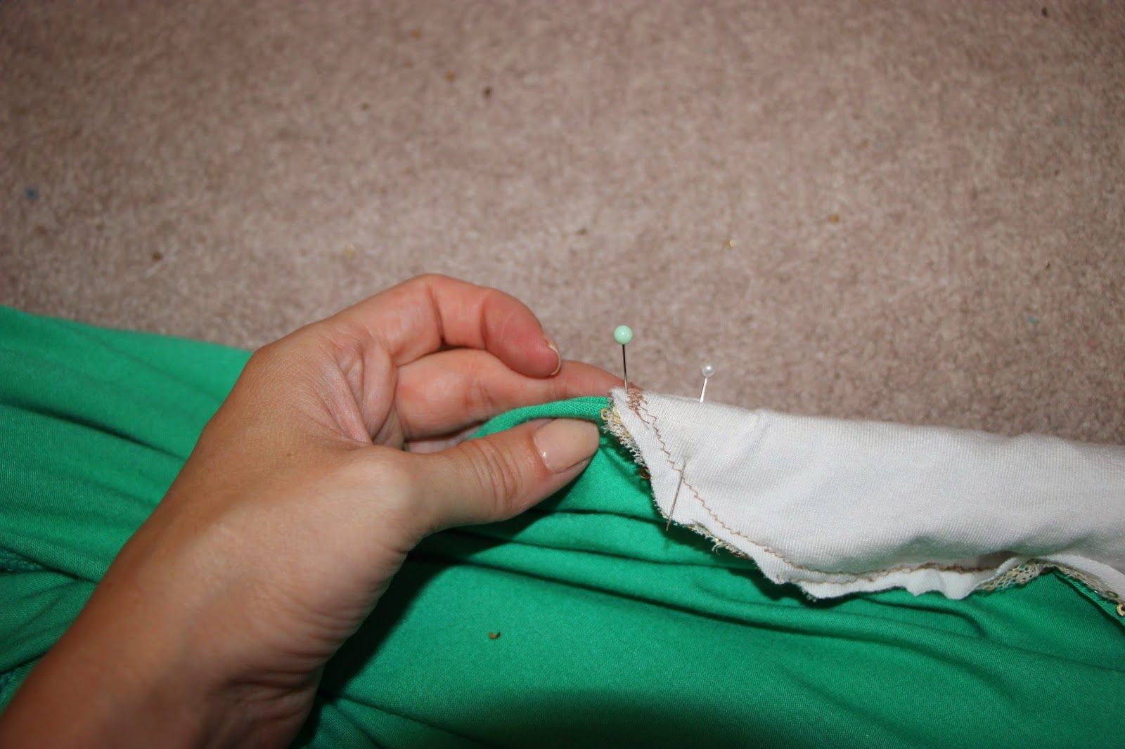 Tesslyn's How to add Fabric and Slit to a Maxi Skirt