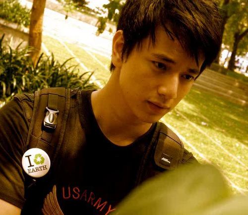 Profil Singkat Dan Koleksi Foto Billy Davidson ( Arnold Putih Abu-Abu Profil Singkat Dan Koleksi Foto Billy Davidson ( Arnold Putih Abu-Abu