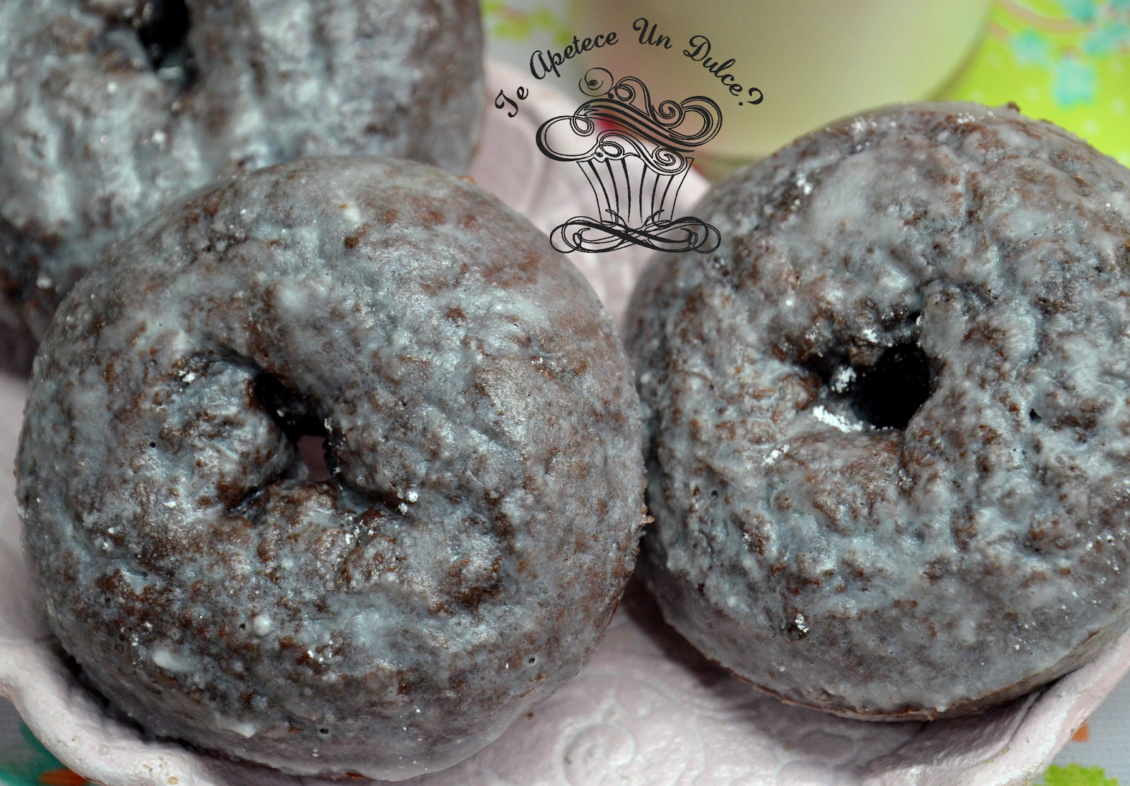 Donuts de chocolate al horno glaseados ( Como en Dunkin Donuts)