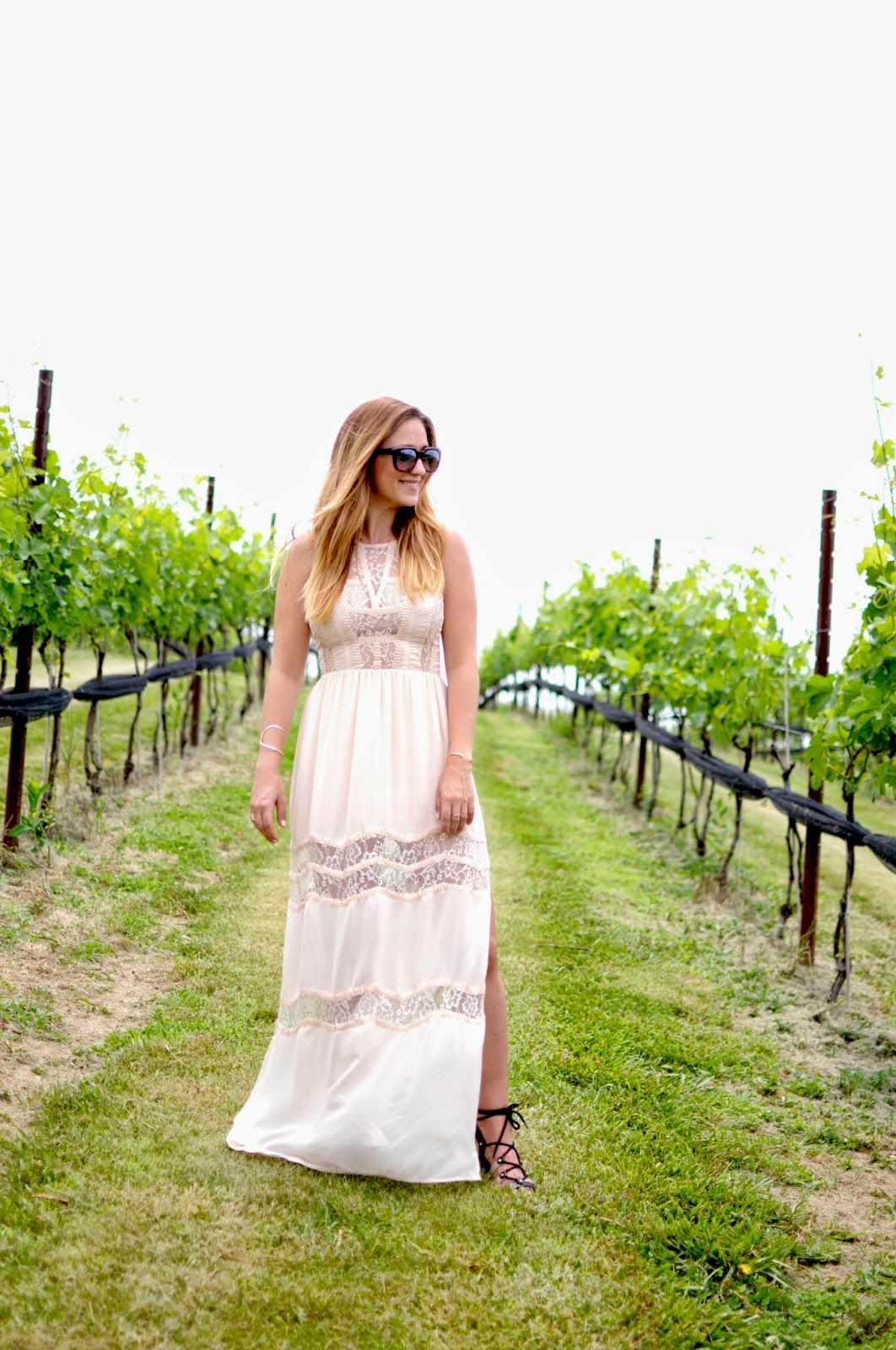 cute winery outfit, virginia wineries, leesburg winery, stone tower, hillsborough, va winery, what to wear to a winery